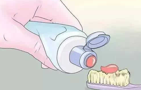 到底幾歲才可以開始使用含氟牙膏 到底幾歲才可以開始使用含氟牙膏